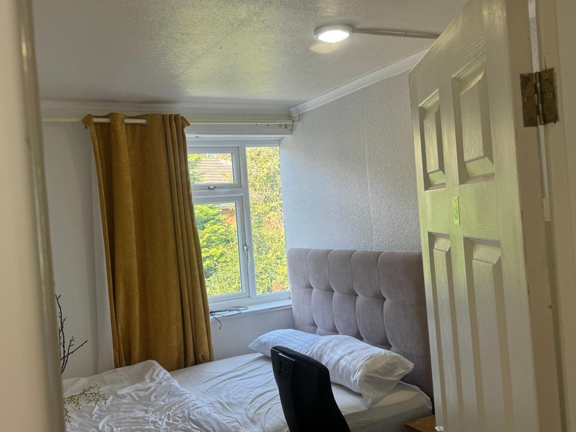 Komegloba Exquisite Room Манчестер Экстерьер фото